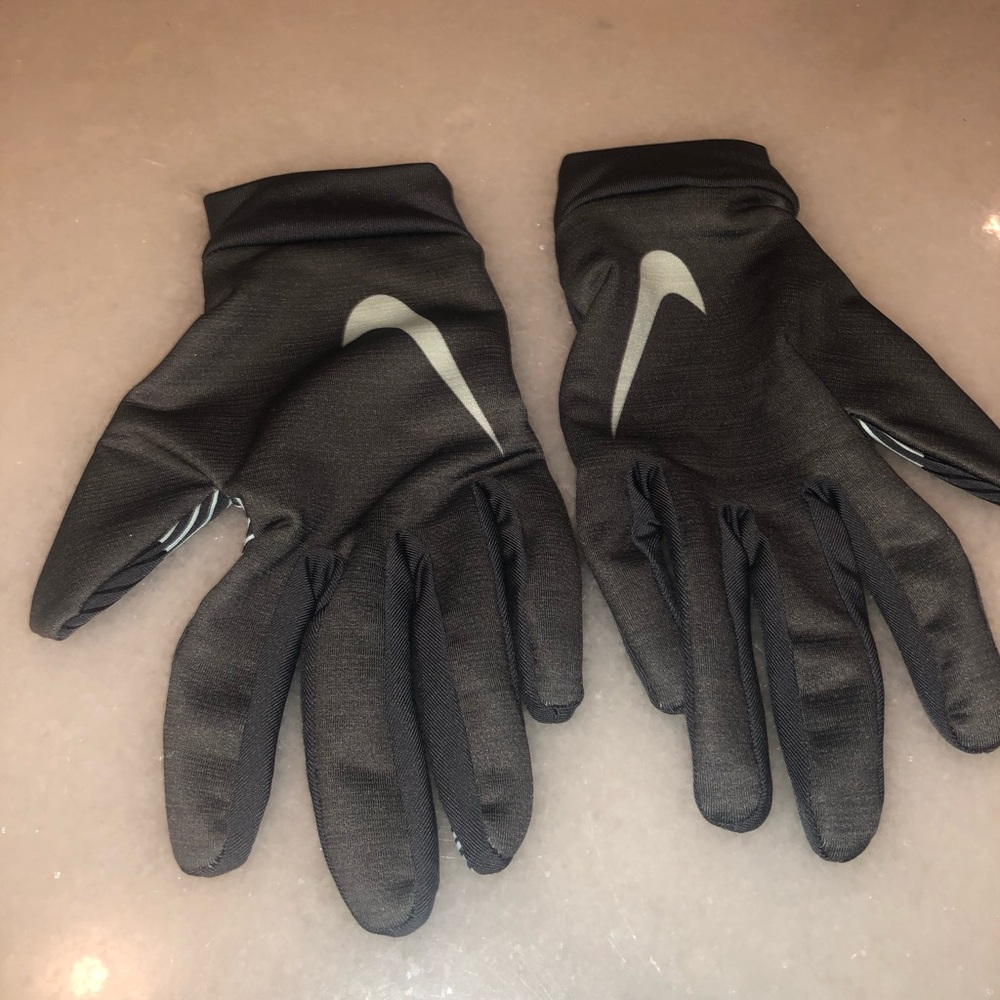 Nike Therma-Fit Gloves